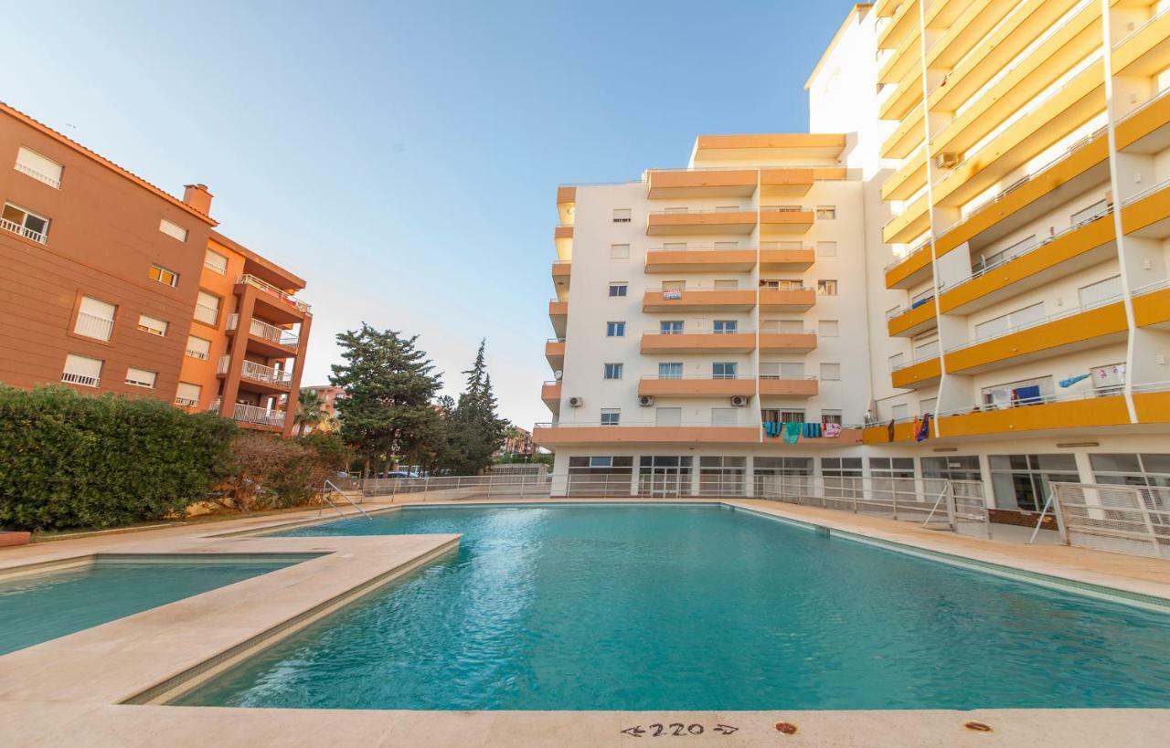 B43 - Spotless Seaview Apartment Portimao Exterior photo